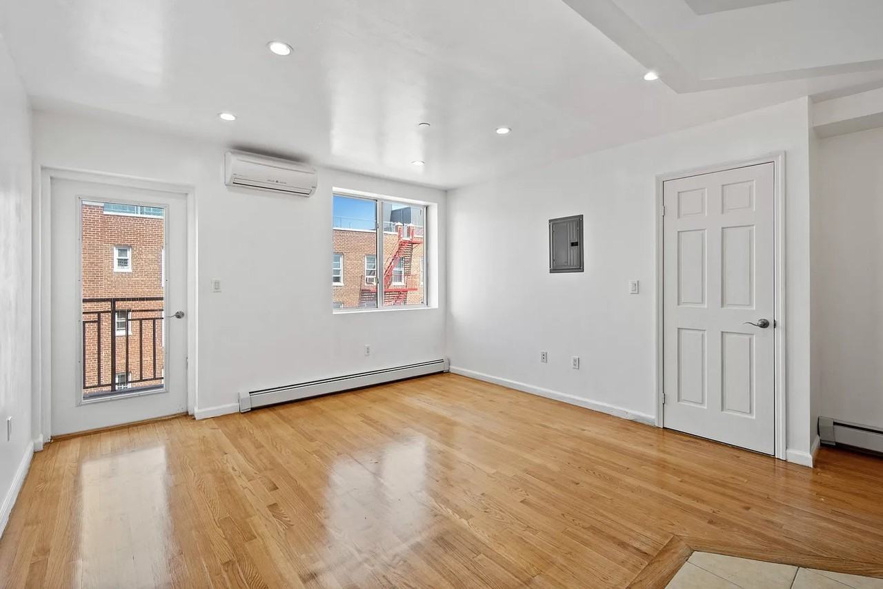 14105 Cherry Ave #7B - Photo 5 of 8