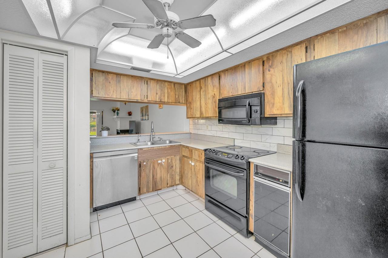 103 Lakeview Pl #3 - Photo 7 of 24