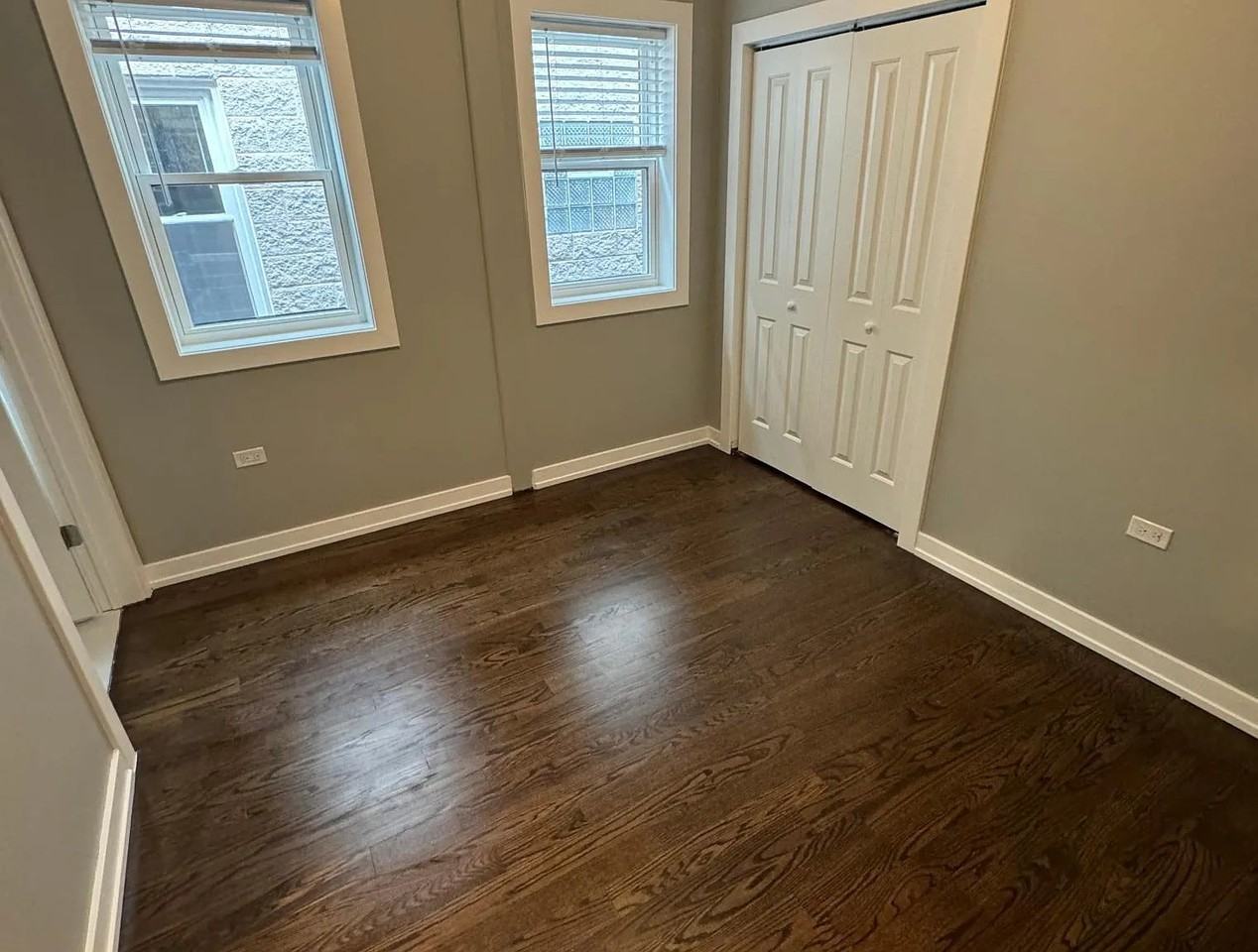 3513 N Seminary Ave #2 - Photo 7 of 8