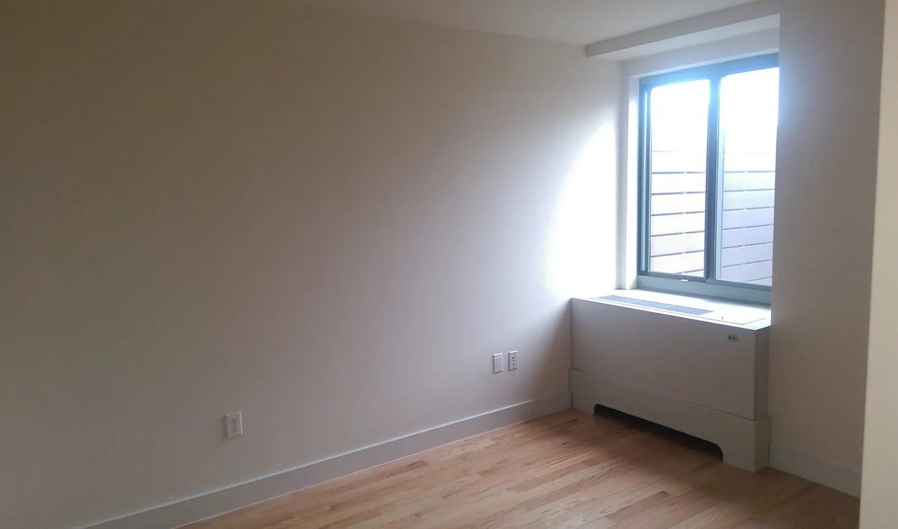 4235 Main St #4C - Photo 7 of 15