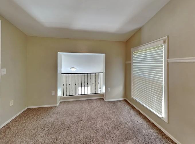 5730 S 21st Ter - Photo 4 of 9