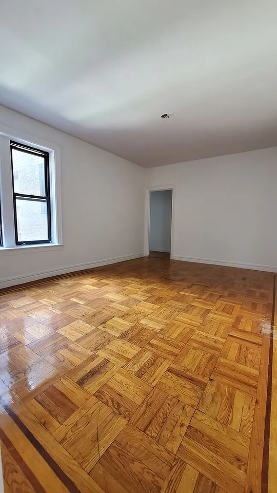 3450 41st St #B1 - Photo 4 of 11