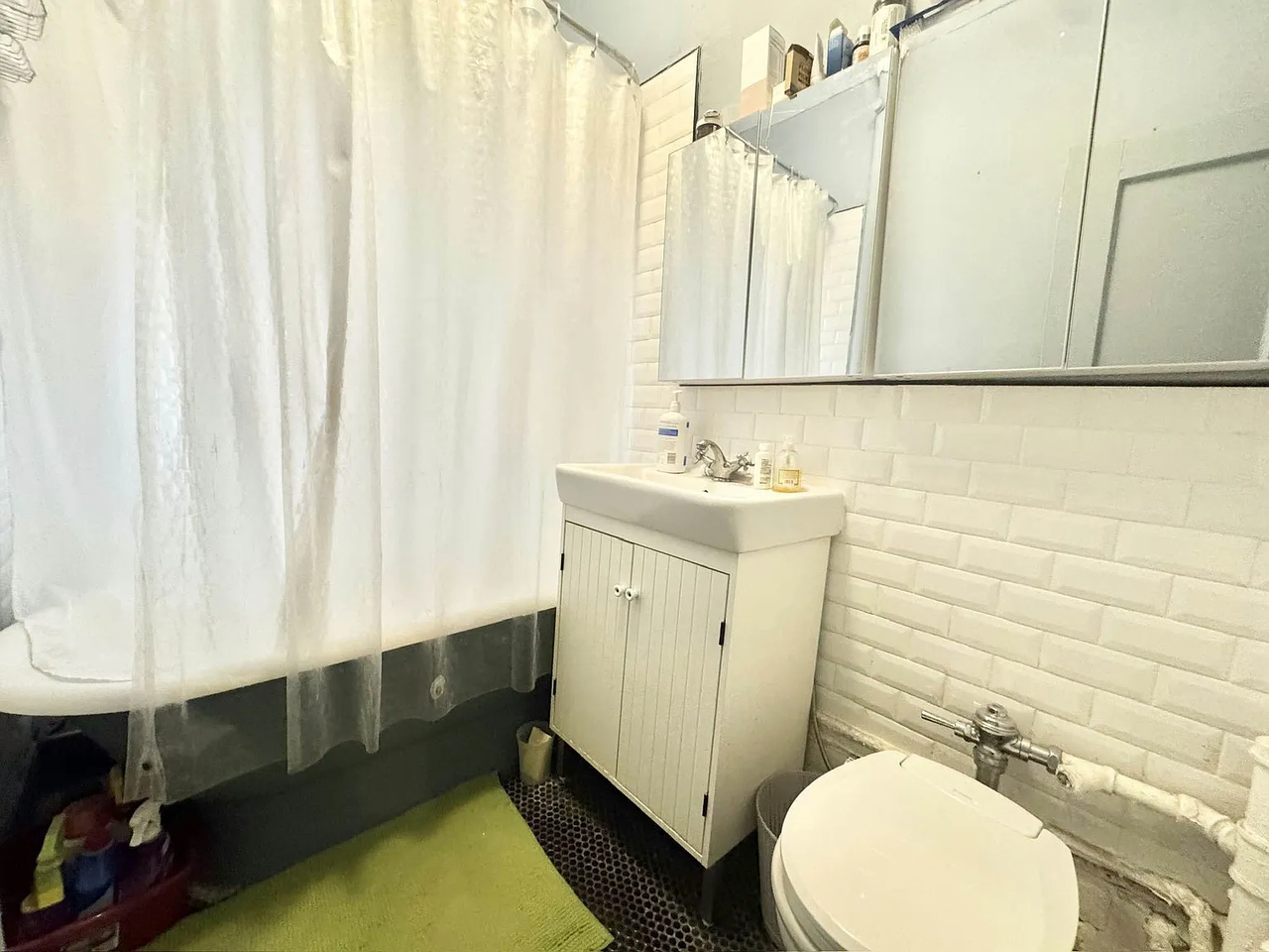 674 47th St #4C - Photo 6 of 18