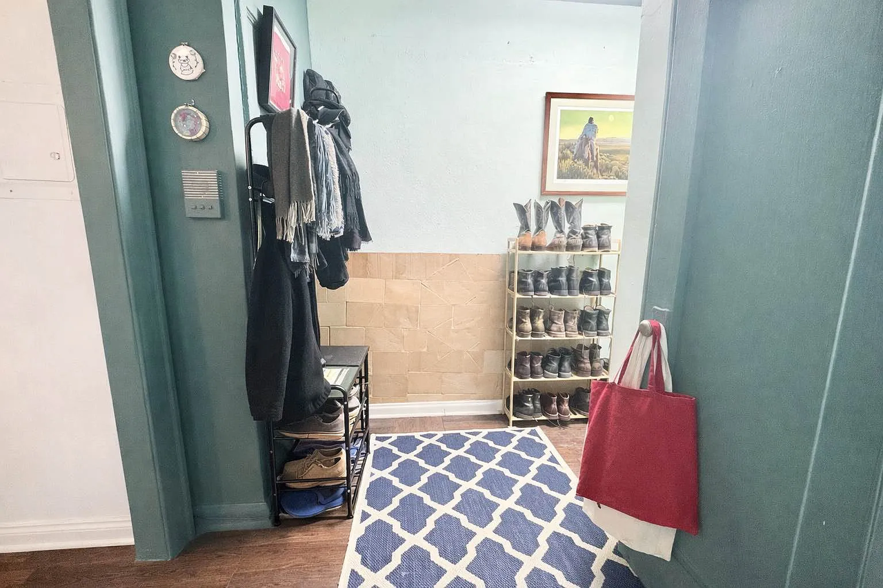 674 47th St #4C - Photo 7 of 18