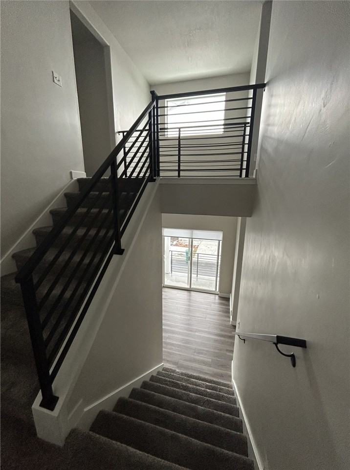 15067 S Halter Way - Photo 3 of 8