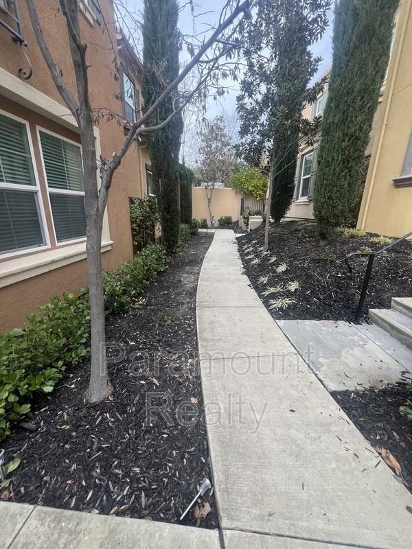 3203 Vittoria Loop - Photo 3 of 41