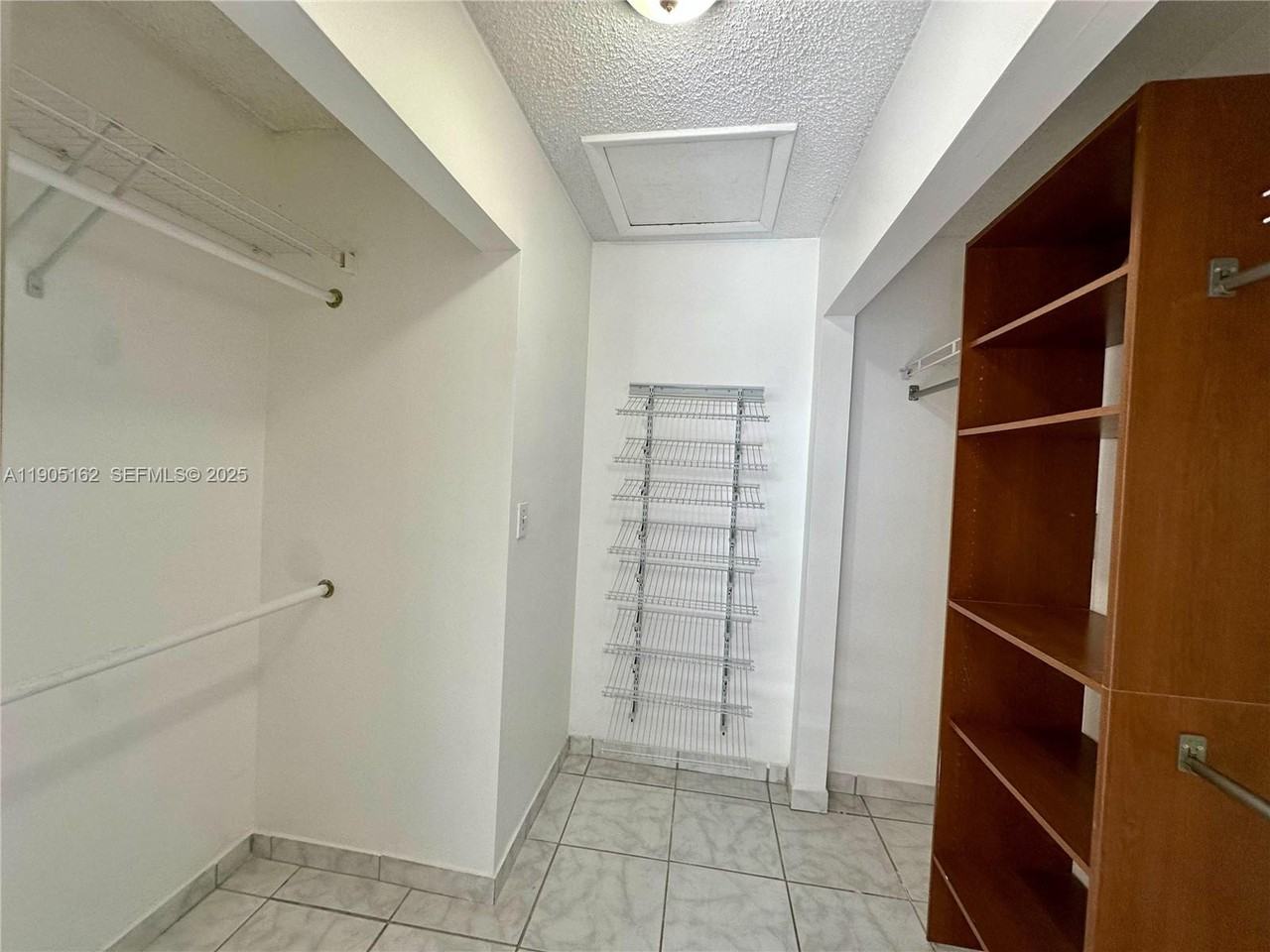 12736 Southwest 66th Terrace Drive - Photo 6 of 11