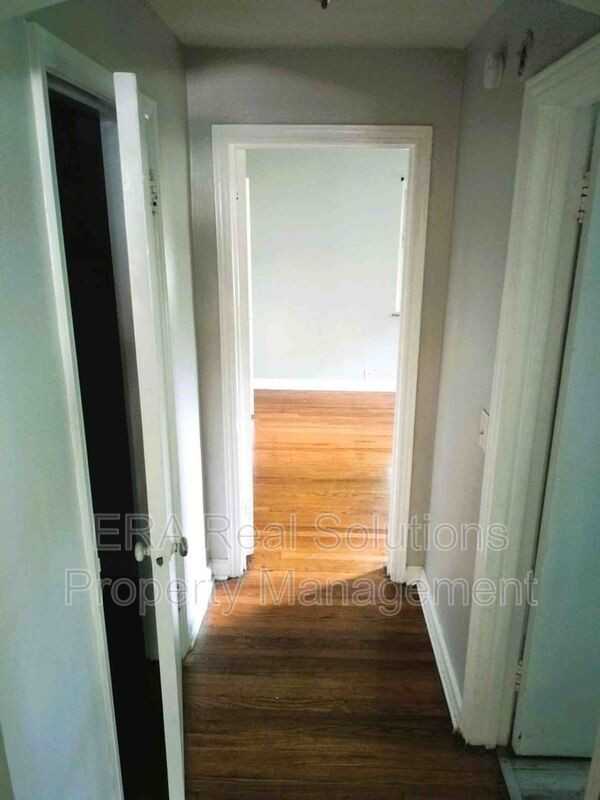 1627 Anita Pl #1 - Photo 6 of 8