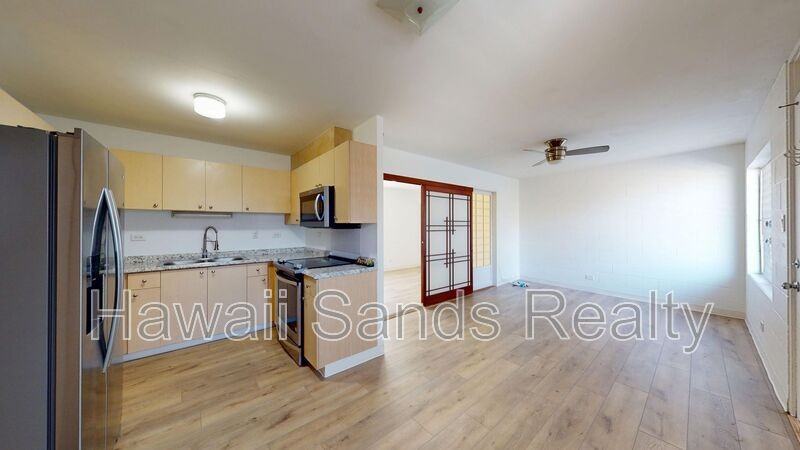 1611 Miller St #202 - Photo 3 of 26