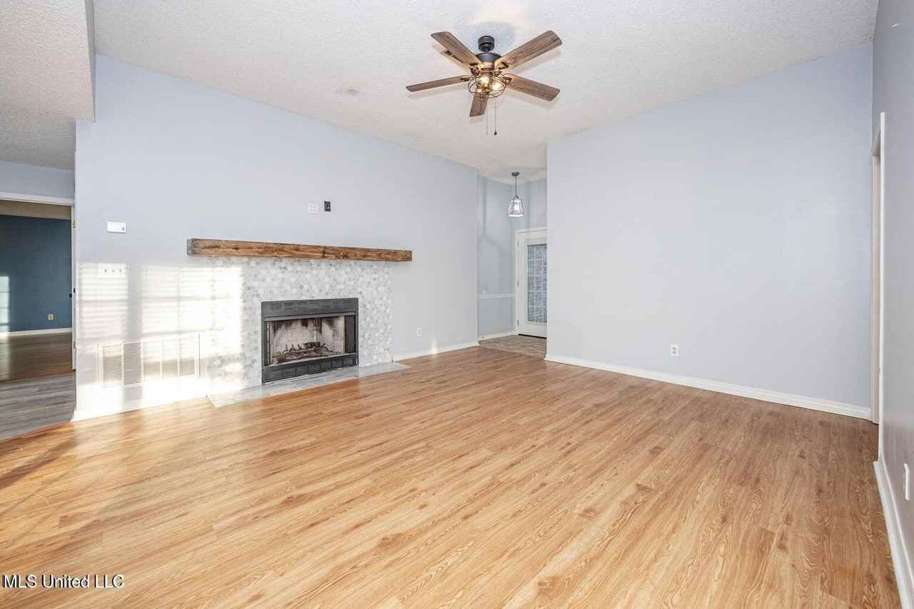 9229 Point Aux Chenes Rd - Photo 3 of 45