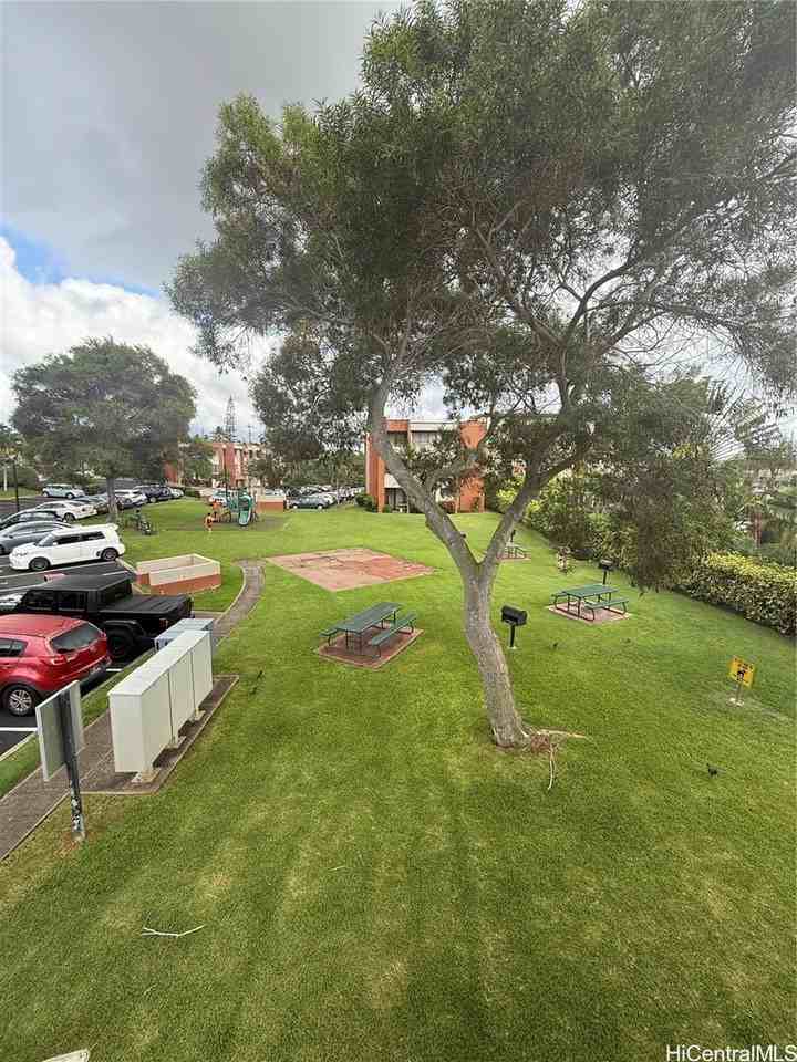 1105 Acacia Rd - Photo 6 of 7