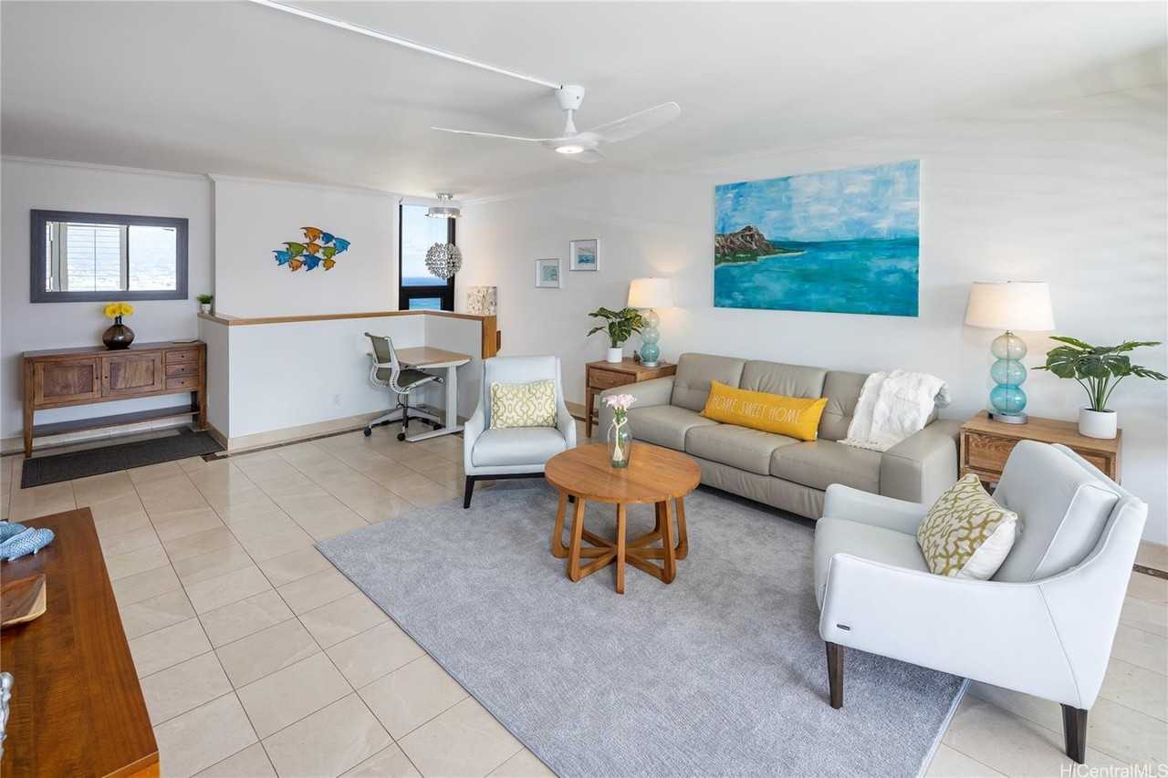 2121 Ala Wai Blvd #4101 - Photo 4 of 25