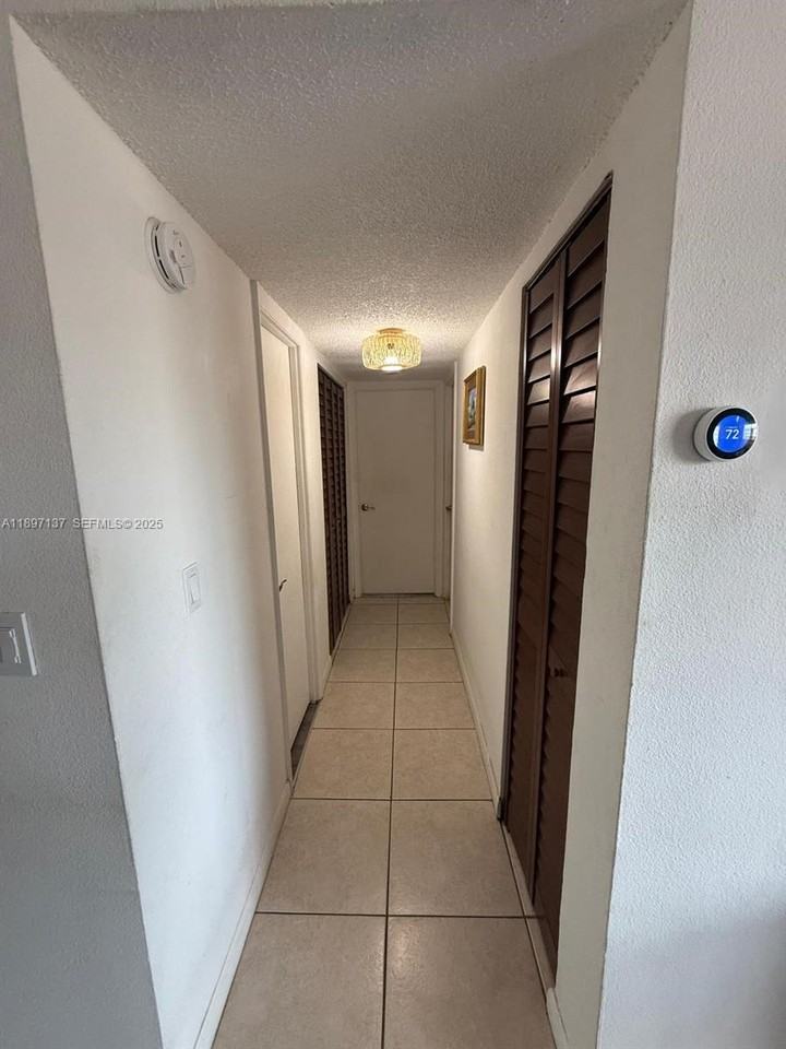 9350 Fontainebleau Boulevard ##401