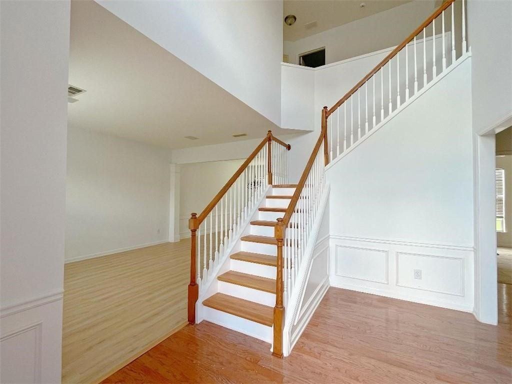 8205 Norwich Pl - Photo 2 of 50