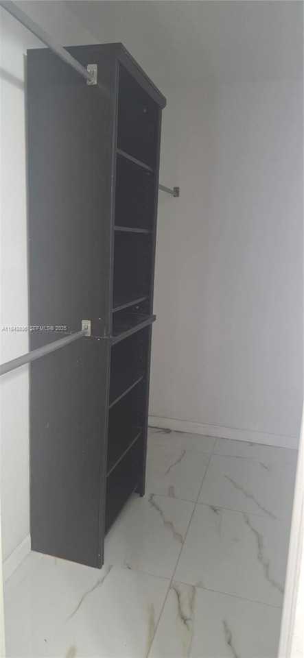 900 Northeast 209th Terrace - Photo 6 of 19