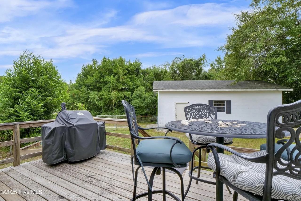 236 Spruce Dr #NA - Photo 6 of 24