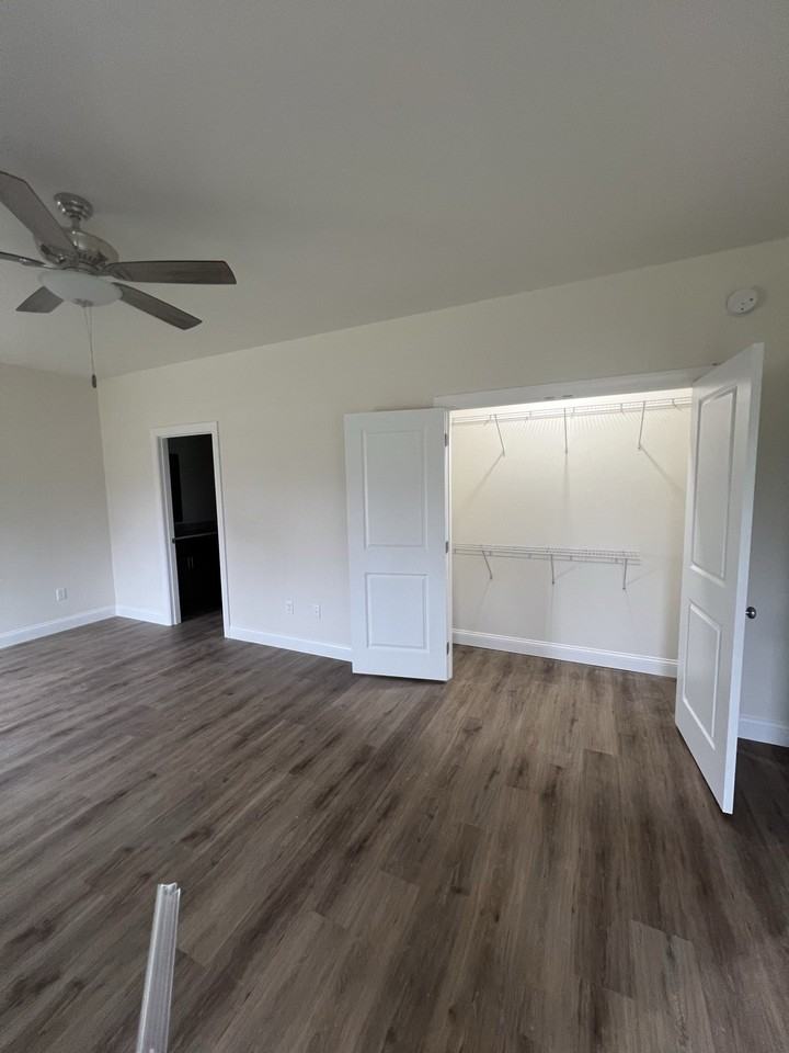 8 Longbranch Rd #NA - Photo 3 of 10