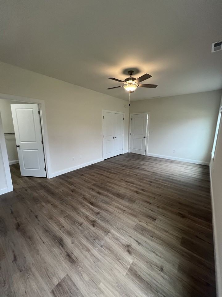 8 Longbranch Rd #NA - Photo 5 of 10