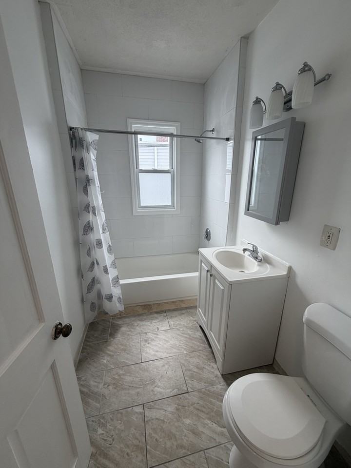 44 Francis St #3 - Photo 7 of 9