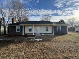 7300 Lalanda Dr - Photo 1 of 1