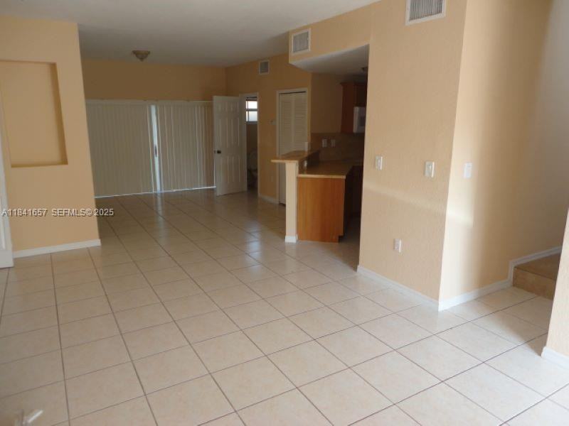 650 Southwest 7th Terrace - Photo 3 of 23