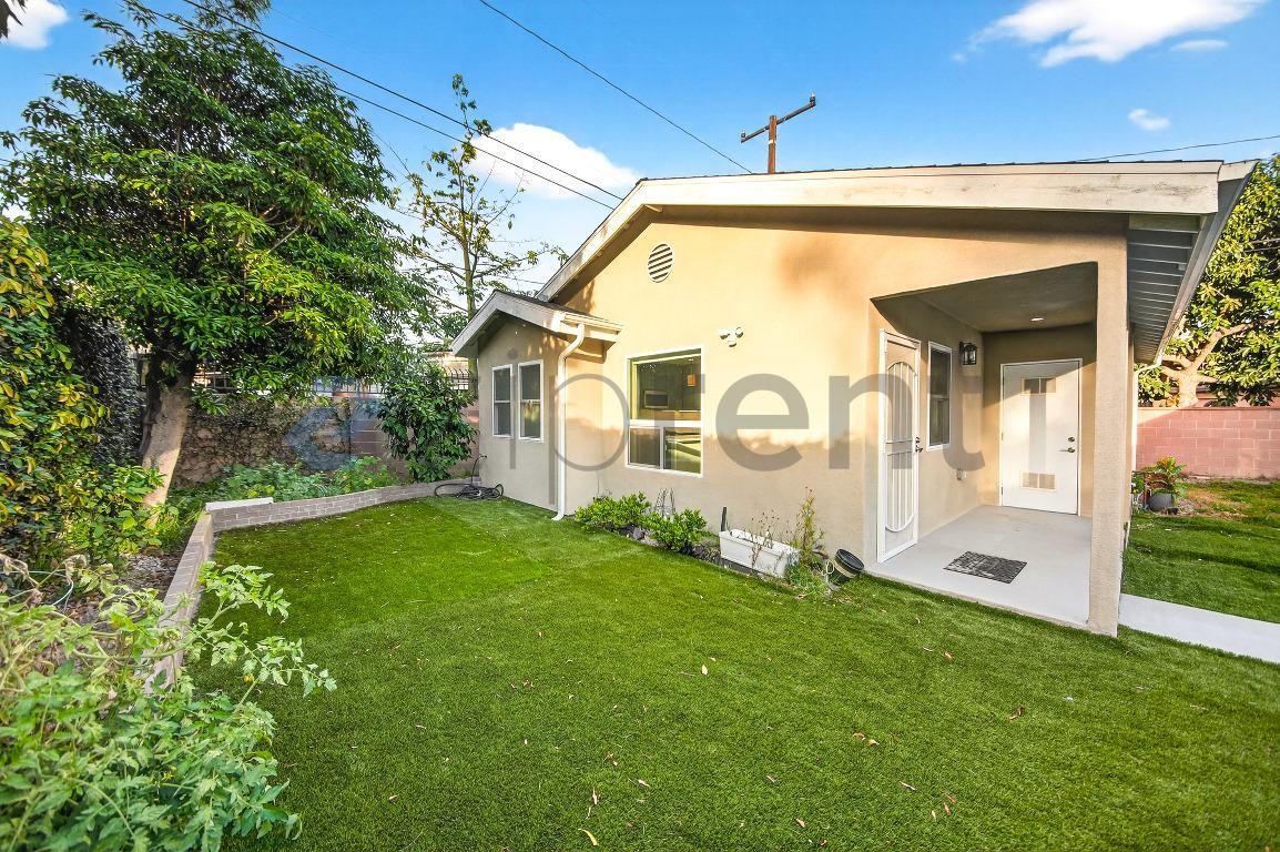 363 E 63rd St #B - Photo 2 of 15