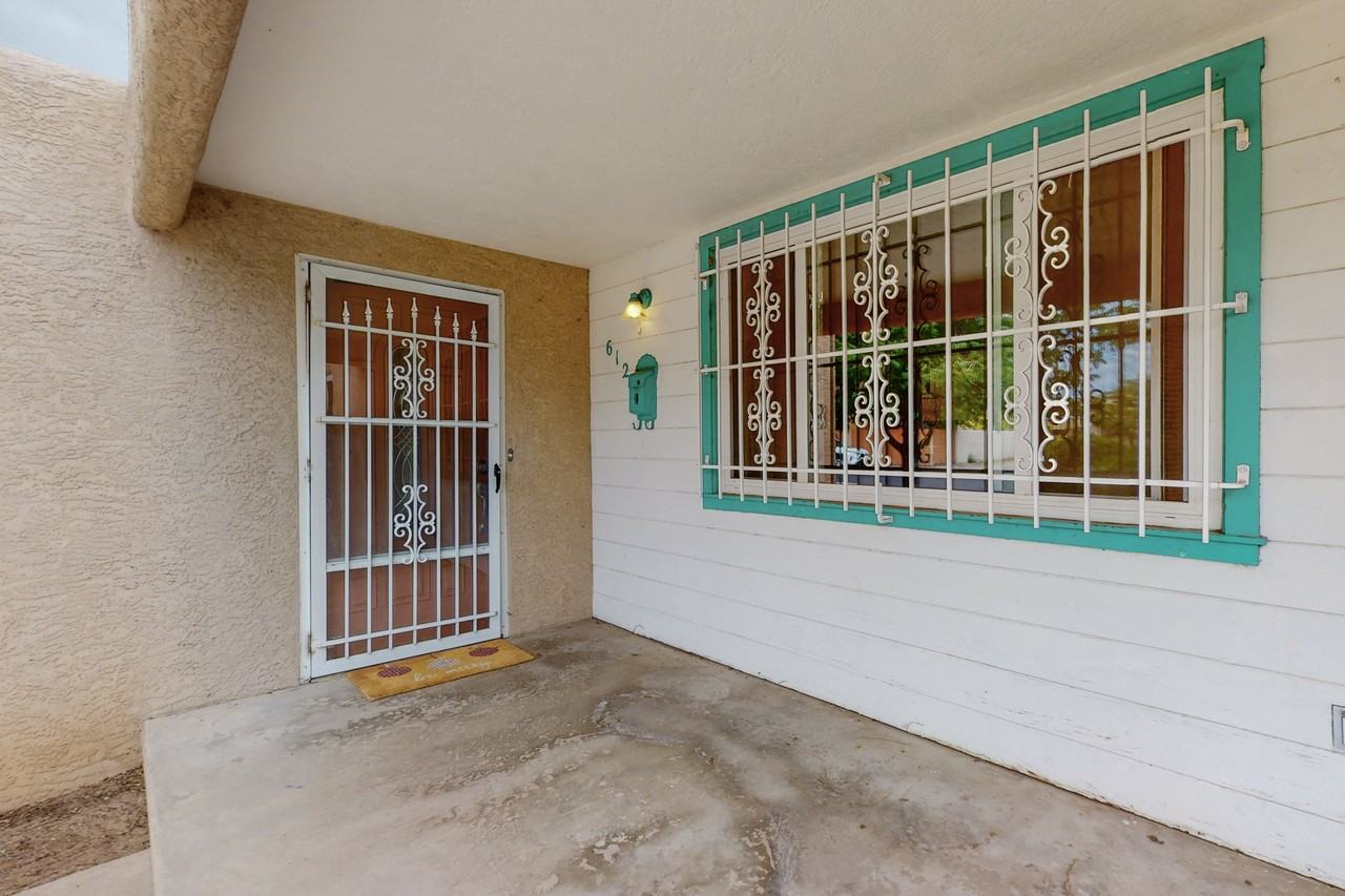 612 Truman St Se #1 - Photo 2 of 27