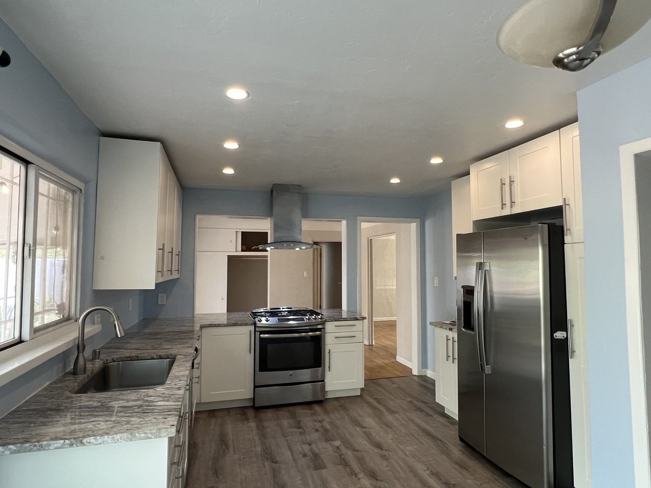 612 Truman St Se #1 - Photo 5 of 27