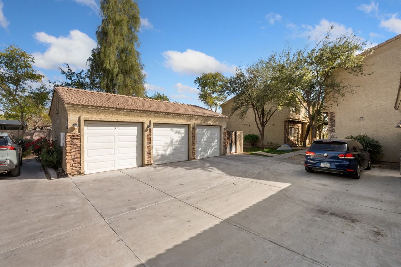 2419 West Vista Avenue #3 - Photo 2 of 18