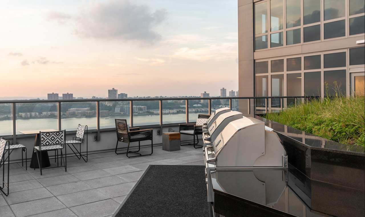 W 57th St & 11th Ave #346 - Photo 6 of 8