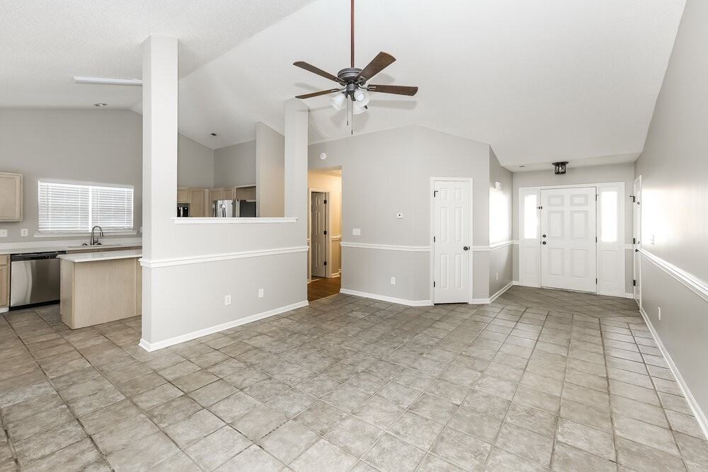 1039 Sandy Point Dr Sw - Photo 3 of 14