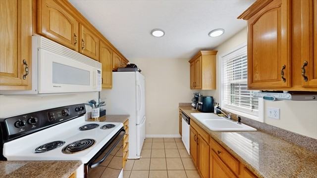 40 Sophia Dr #NA - Photo 4 of 21