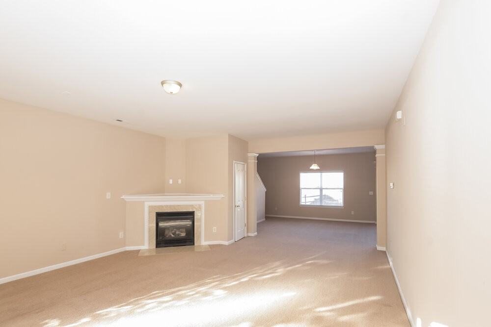 1145 Ballina Way - Photo 5 of 15