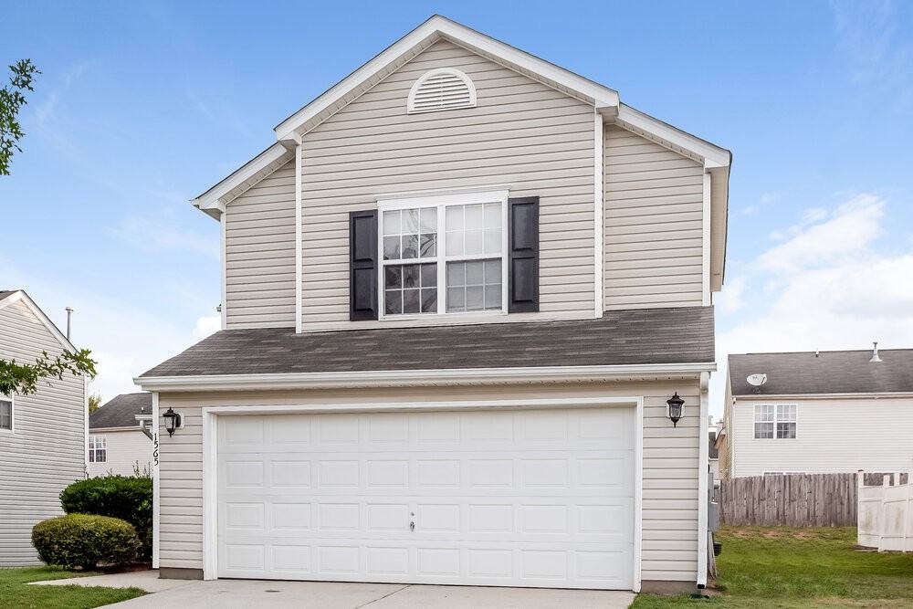 1565 Kindred Cir Nw - Photo 4 of 17