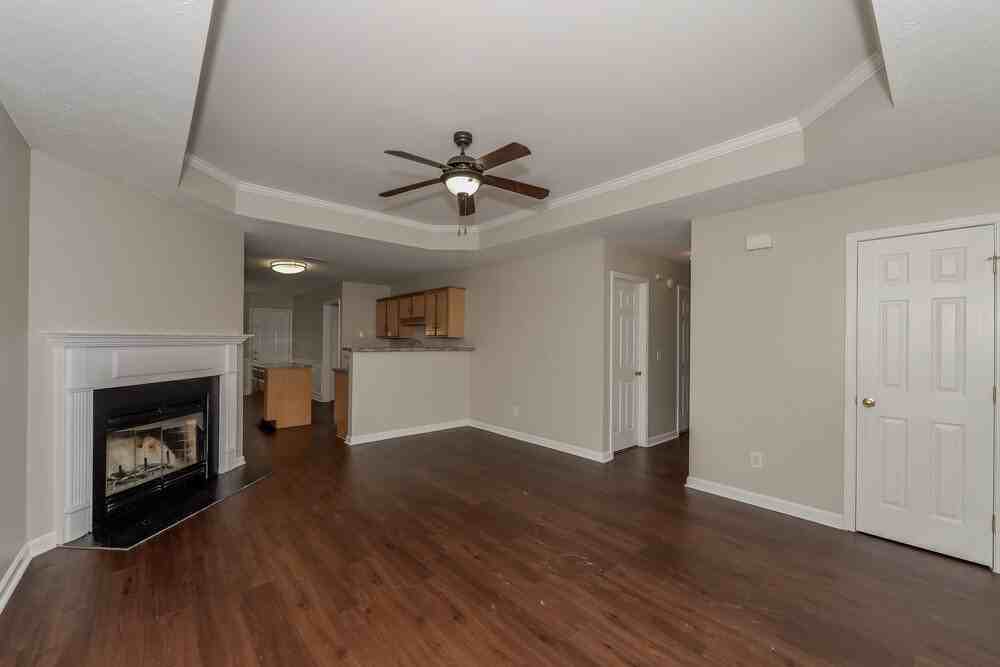 127 Mary Joe Martin Dr - Photo 3 of 16