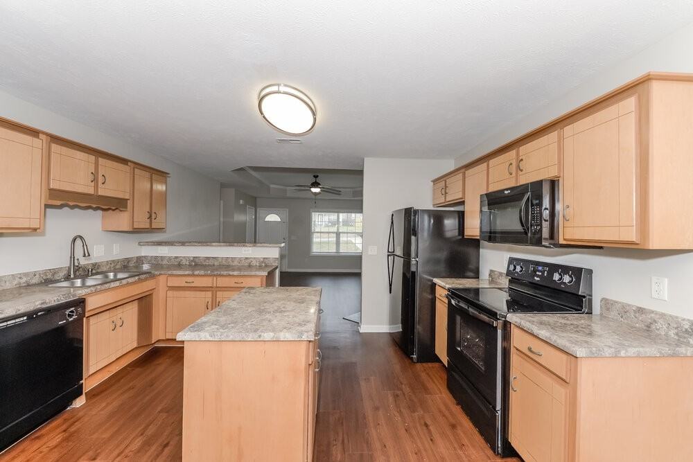 127 Mary Joe Martin Dr - Photo 6 of 16