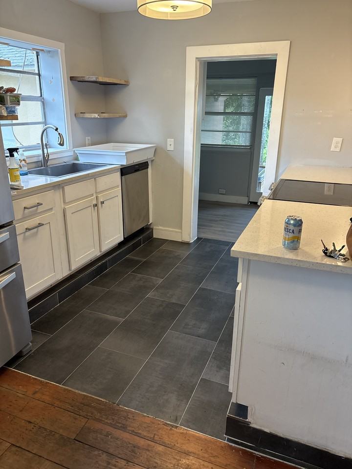 3712 W Horatio St #NA - Photo 2 of 8