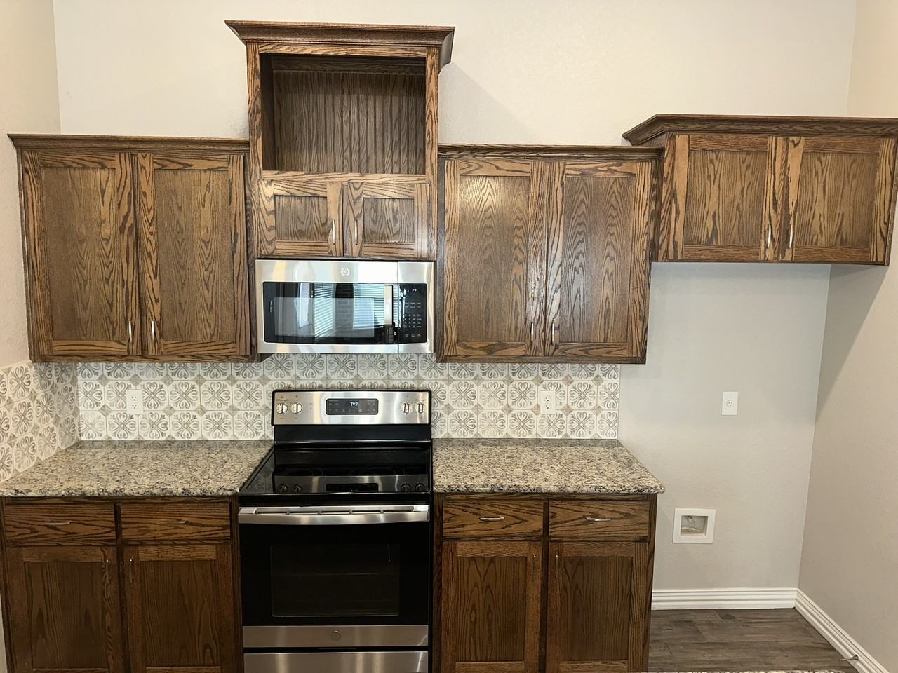 3018 Fenway Circle - Photo 5 of 19