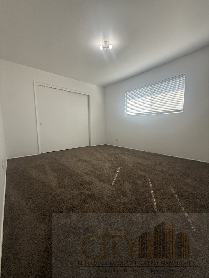 3900 Adler Street - Photo 6 of 8