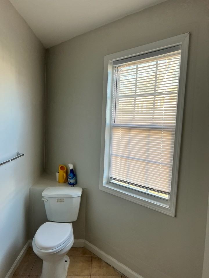 Modern & Eclectic 2BR West Midtown Atlanta - Photo 6 of 12