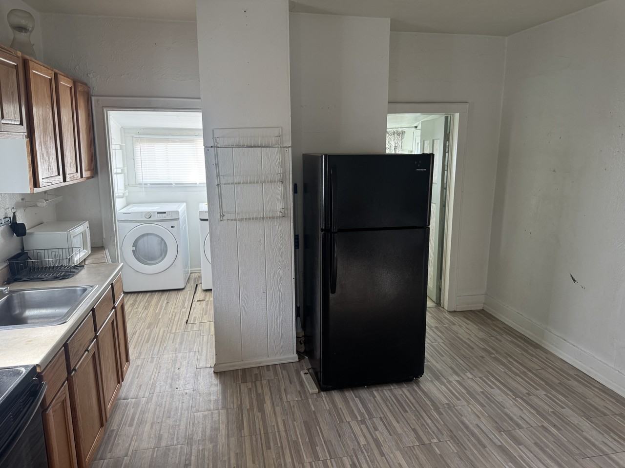 1215 Bragdon Avenue - Photo 4 of 8