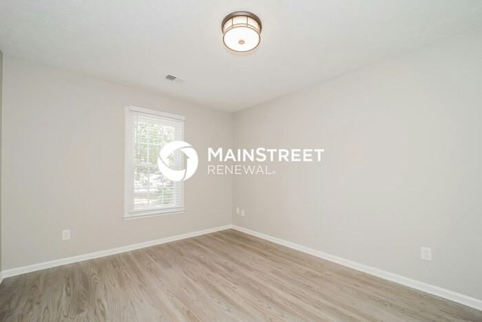 1127 Reynolds Ct - Photo 5 of 16