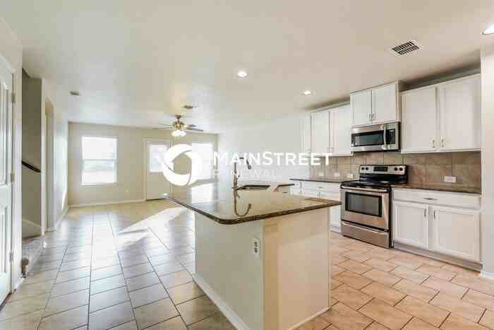 11131 Creek Eagle - Photo 7 of 17