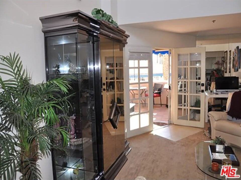 500 E Amado Rd Unit 420 #420 - Photo 2 of 13