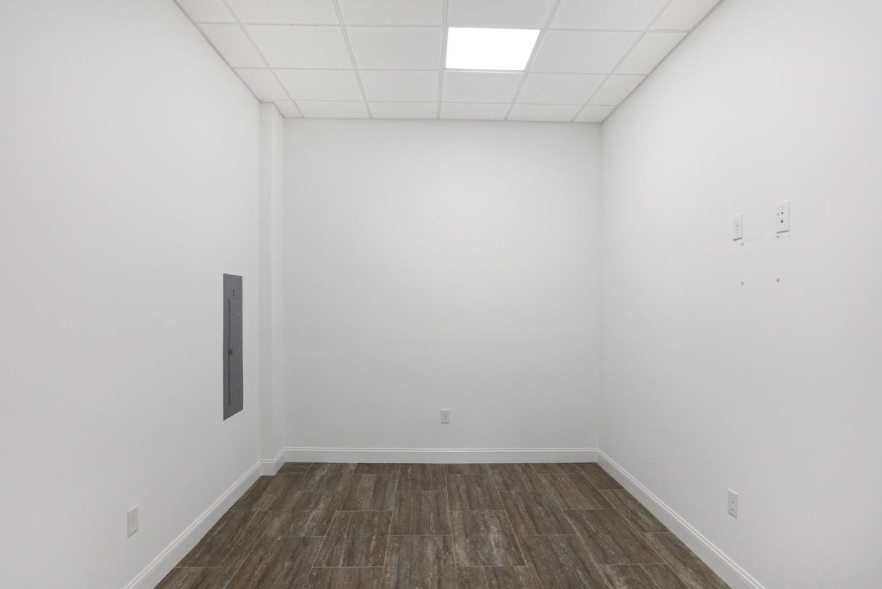 220 Business Centre Dr - Photo 6 of 37