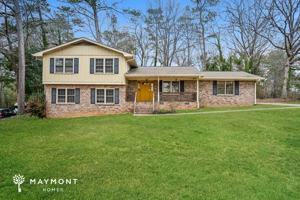 featured image of 2902 Barcelona Way