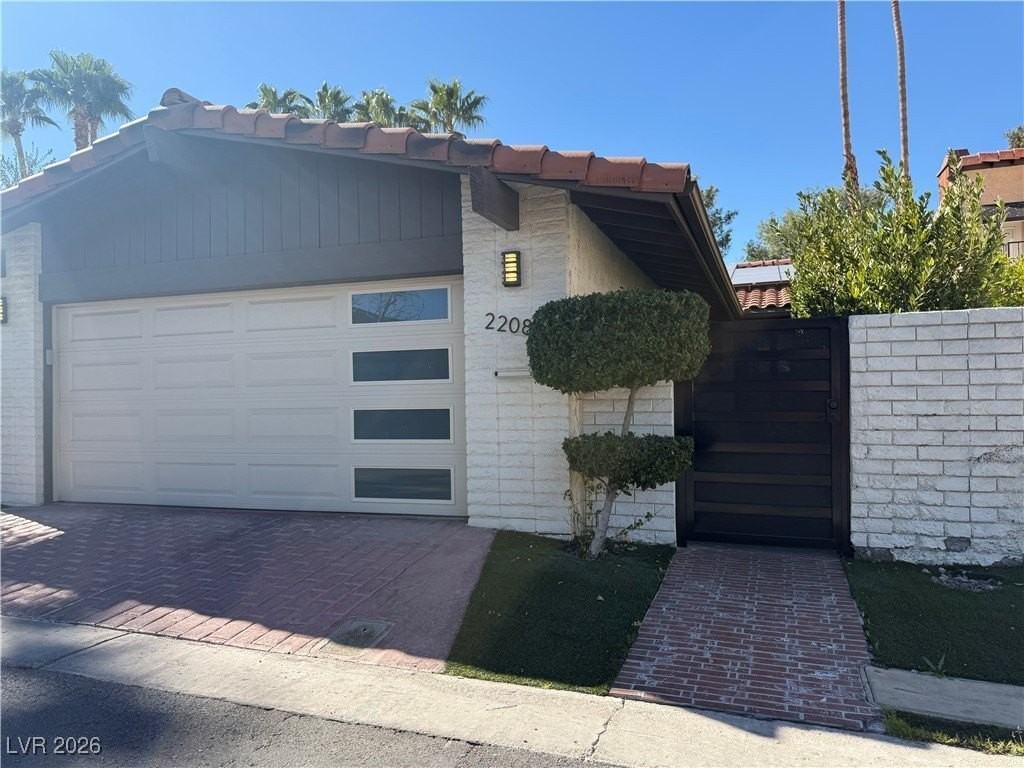 2208 Plaza Del Puerto - Photo 2 of 20