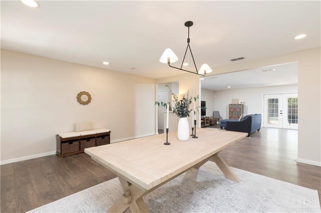 1609 Ulex Ave - Photo 3 of 23