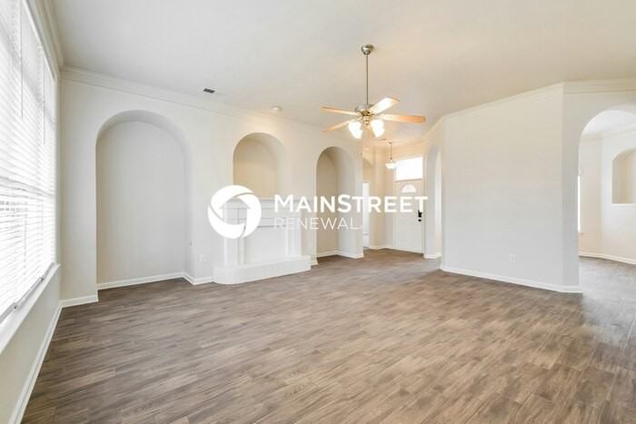 4181 Amherst Dr - Photo 5 of 18