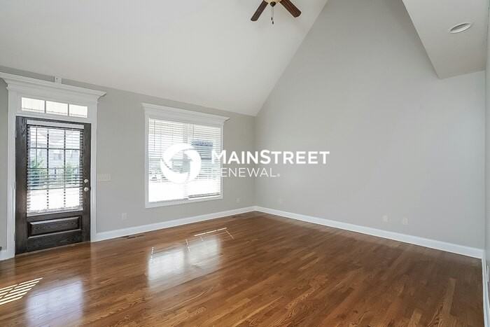 320 Sea Biscuit Dr - Photo 5 of 17